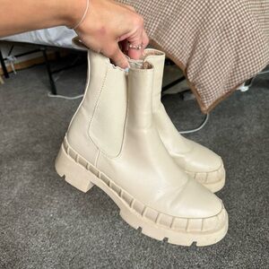 PrettyLittleThing Cream Ankle Boots